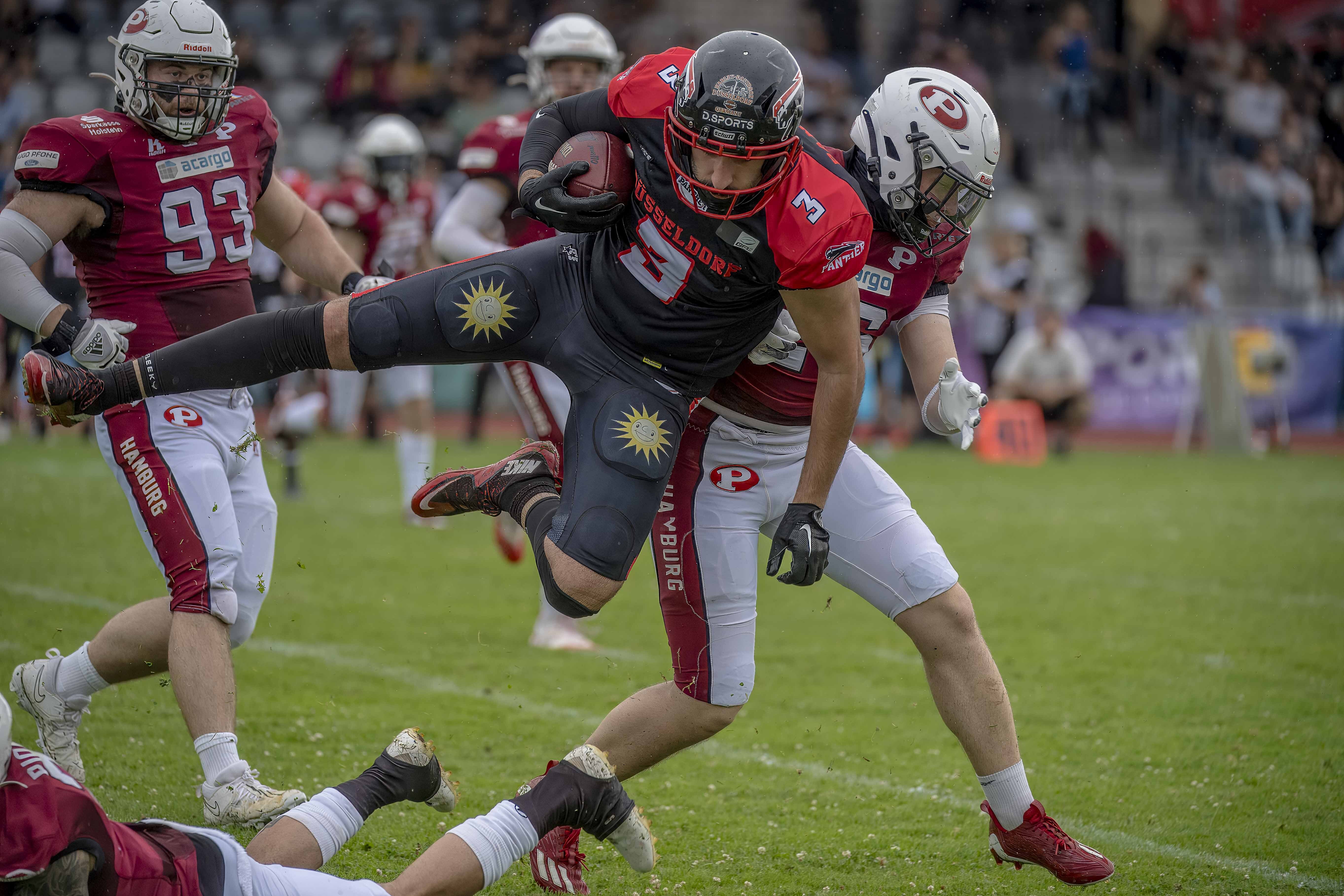 Düsseldorf Panther bezwingen Hamburg Pioneers in packendem Duell (im Bild WR Lesar Duran) - Foto: Nick Jungnitsch