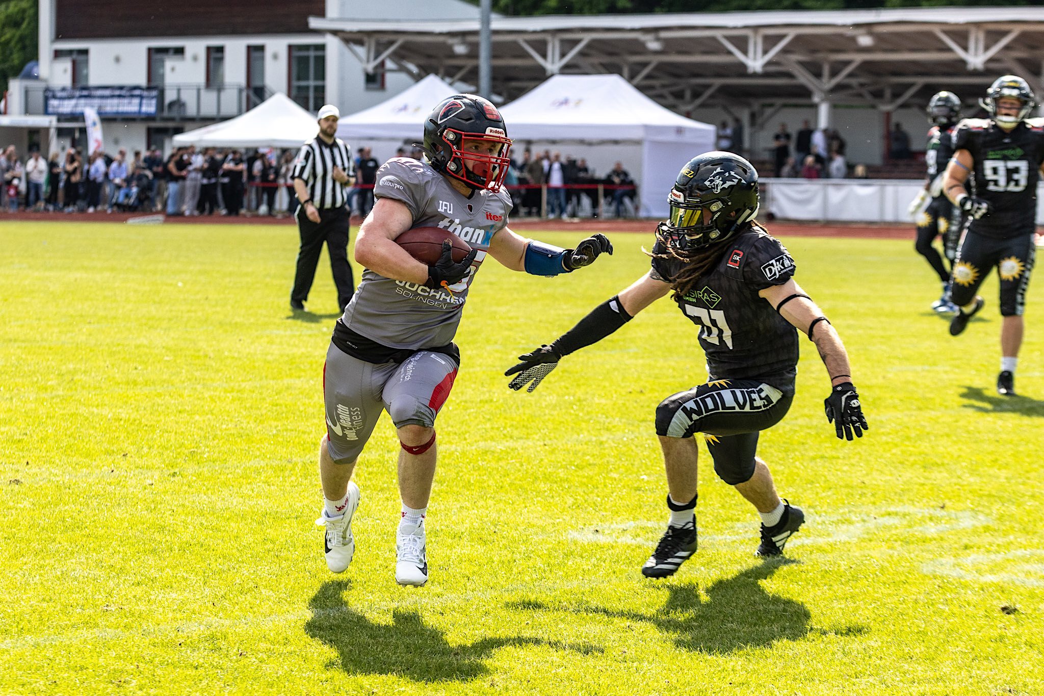 Los geht´s! Die Solingen Paladins laden zum ersten Heimspiel der Saison 2025 in die Walder Jahnkampfbahn ein. (Foto: Marc Junge)