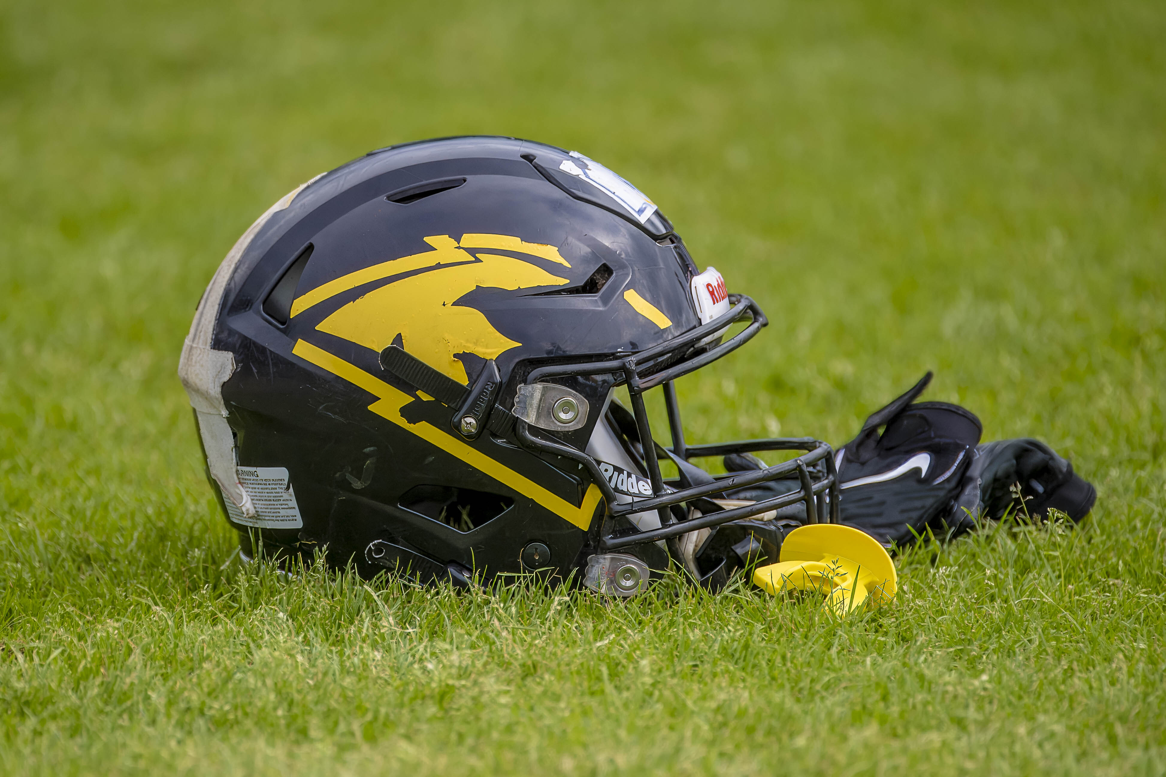 Helm der Krefeld Ravens - Foto: Nick Jungnitsch